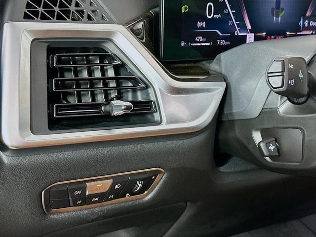 Photo of 2023 Black Sapphire Metallic BMW X7