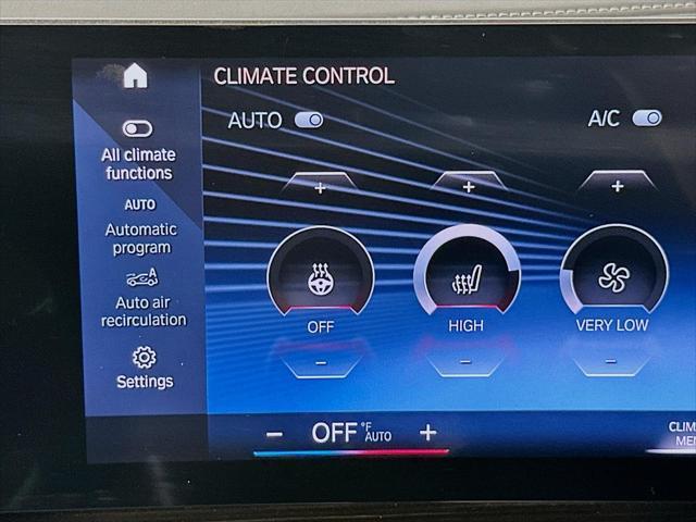 Photo of 2023 Black Sapphire Metallic BMW X7