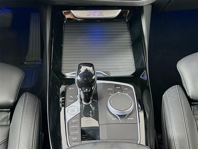 Photo of 2022 Alpine White BMW X3