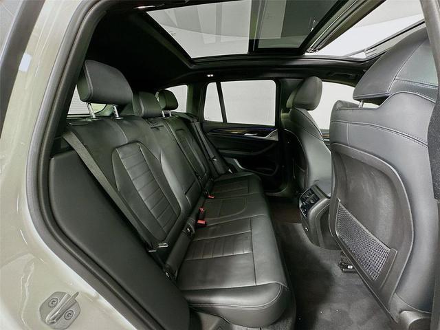 Photo of 2022 Alpine White BMW X3