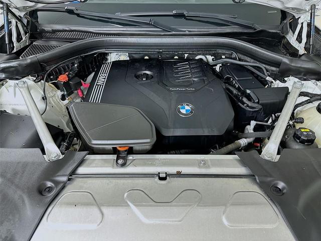 Photo of 2022 Alpine White BMW X3