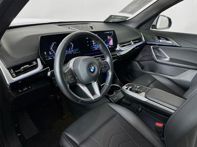 Photo of 2024 Phytonic Blue Metallic BMW X1