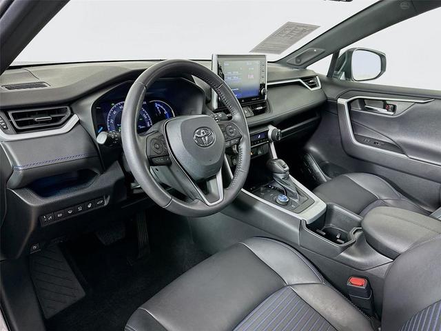Photo of 2022 Silver Sky Metallic/Midnight Black Metallic Toyota RAV4 Hybrid