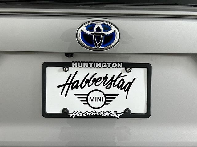 Photo of 2022 Silver Sky Metallic/Midnight Black Metallic Toyota RAV4 Hybrid
