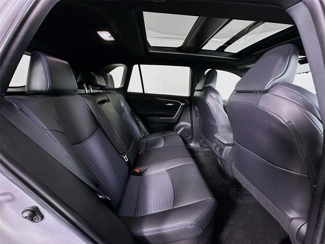 Photo of 2022 Silver Sky Metallic/Midnight Black Metallic Toyota RAV4 Hybrid