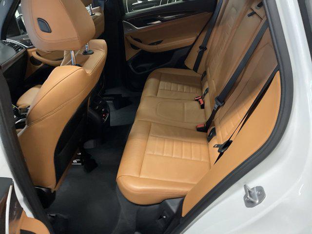 Photo of 2019 Mineral White Metallic BMW X3