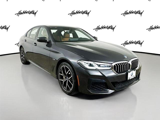 Photo of 2023 Dark Graphite Metallic BMW 530e