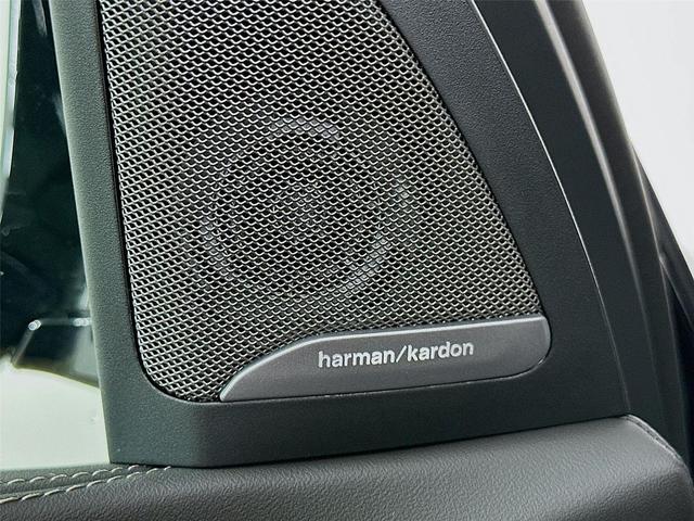 Photo of 2026 Carbon Black Metallic BMW X5 PHEV