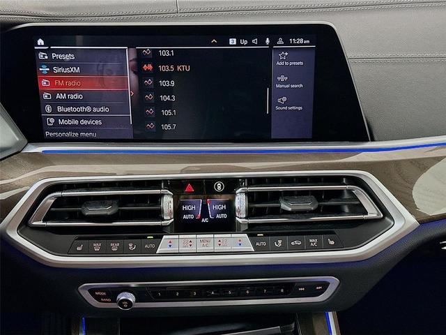 Photo of 2023 Alpine White BMW X5