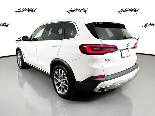 Photo of 2023 Alpine White BMW X5