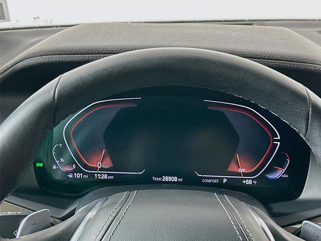 Photo of 2023 Alpine White BMW X5