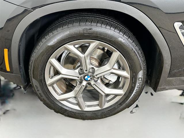 Photo of 2023 Black Sapphire Metallic BMW X3