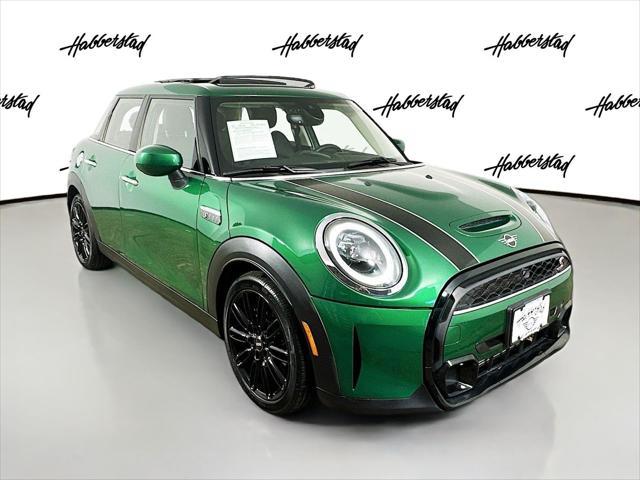 Photo of 2023 British Racing Green IV Metallic MINI Hardtop