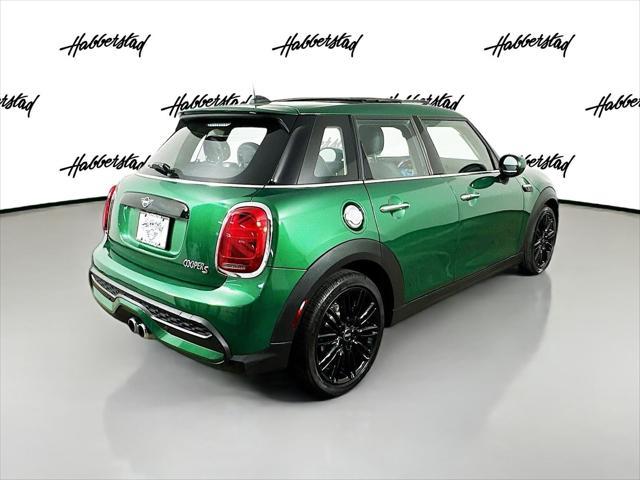 Photo of 2023 British Racing Green IV Metallic MINI Hardtop