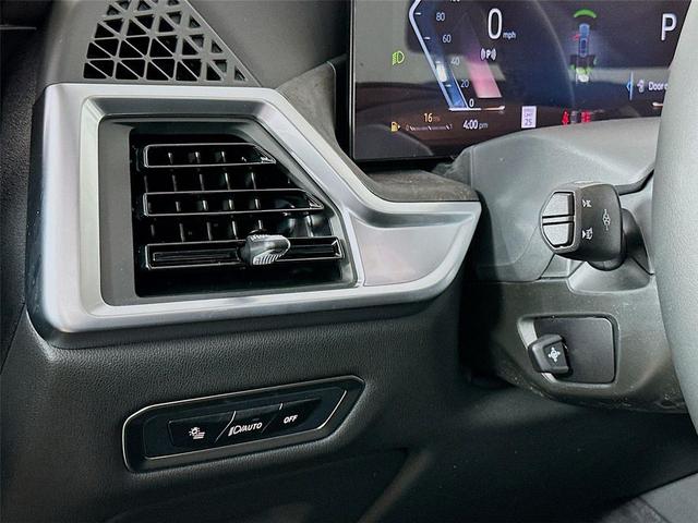 Photo of 2026 Blue Ridge Mountain Metallic BMW X7