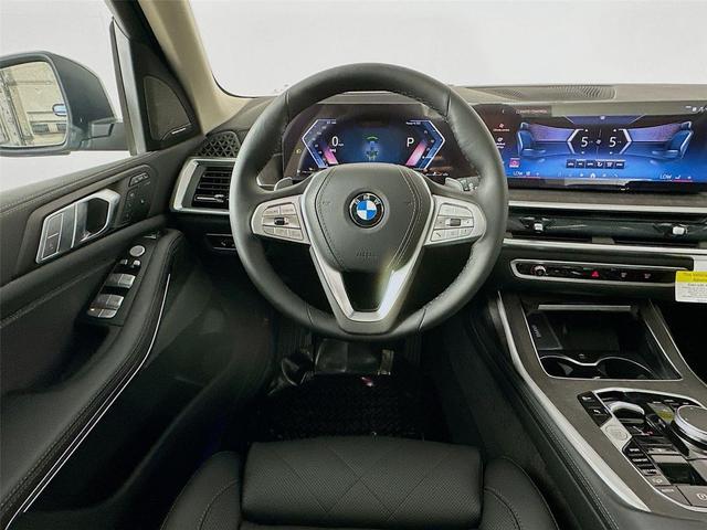Photo of 2026 Blue Ridge Mountain Metallic BMW X7