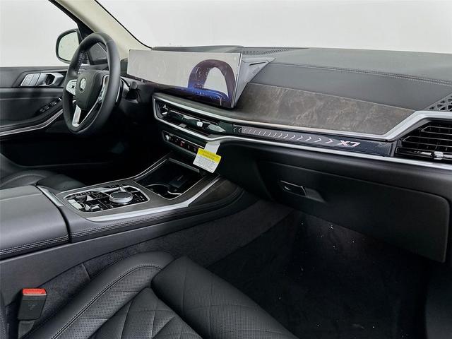 Photo of 2026 Blue Ridge Mountain Metallic BMW X7