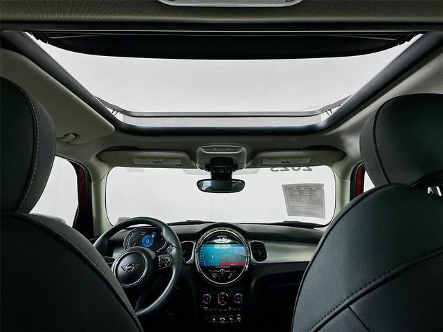 Photo of 2023 Chili Red MINI Hardtop