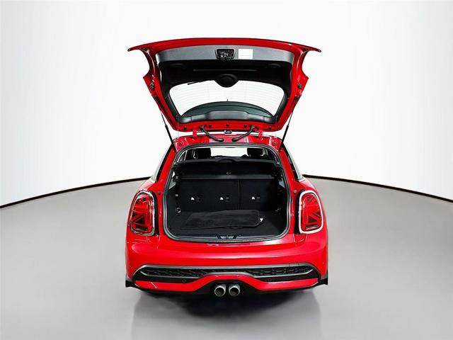 Photo of 2023 Chili Red MINI Hardtop