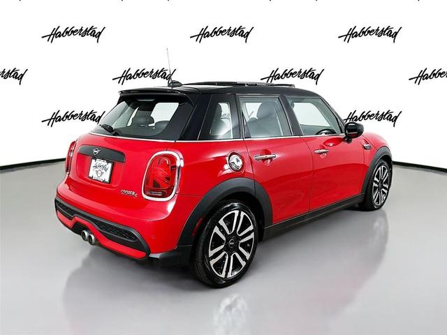 Photo of 2023 Chili Red MINI Hardtop