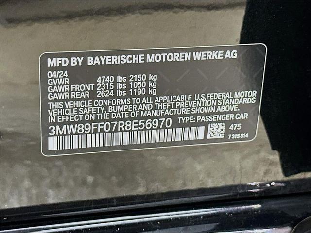 Photo of 2024 Black Sapphire Metallic BMW 330