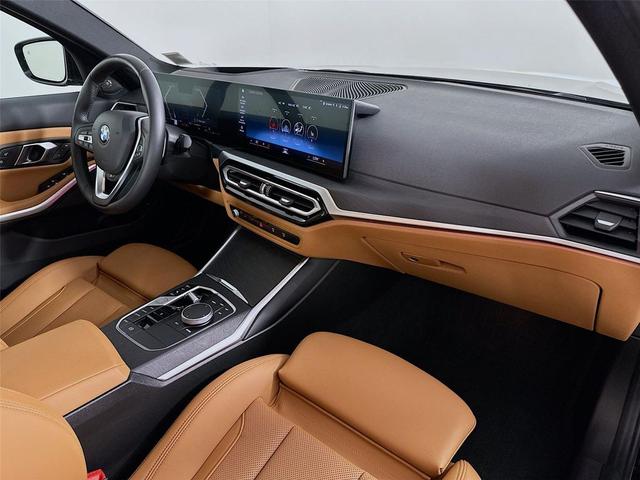 Photo of 2024 Black Sapphire Metallic BMW 330