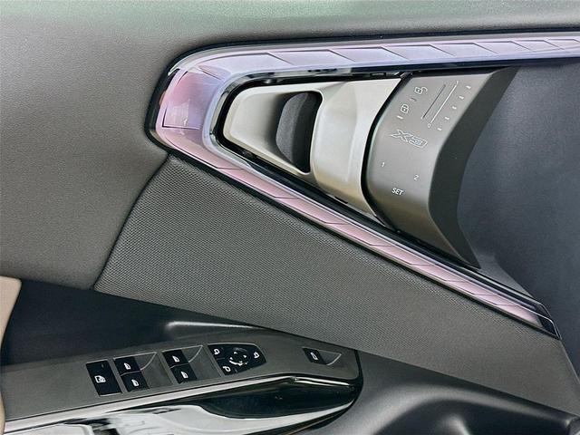 Photo of 2026 Mineral White Metallic BMW X3