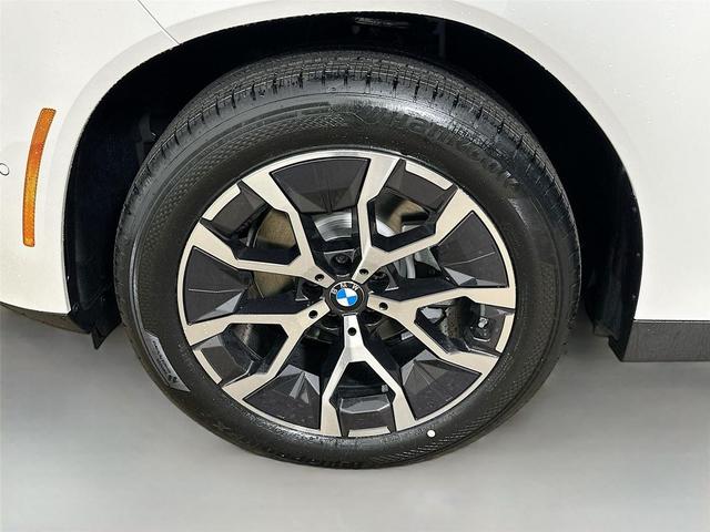 Photo of 2026 Mineral White Metallic BMW X3
