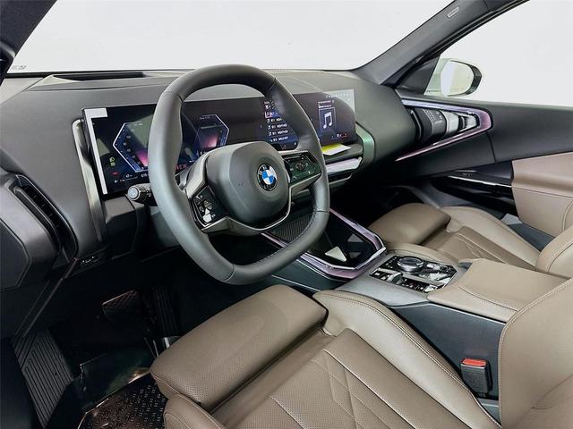 Photo of 2026 Mineral White Metallic BMW X3