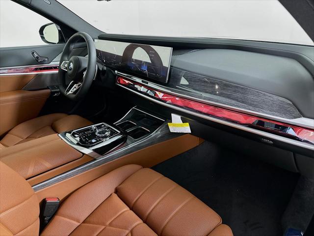 Photo of 2025 Carbon Black Metallic BMW 760