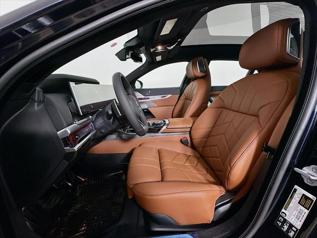 Photo of 2025 Carbon Black Metallic BMW 760