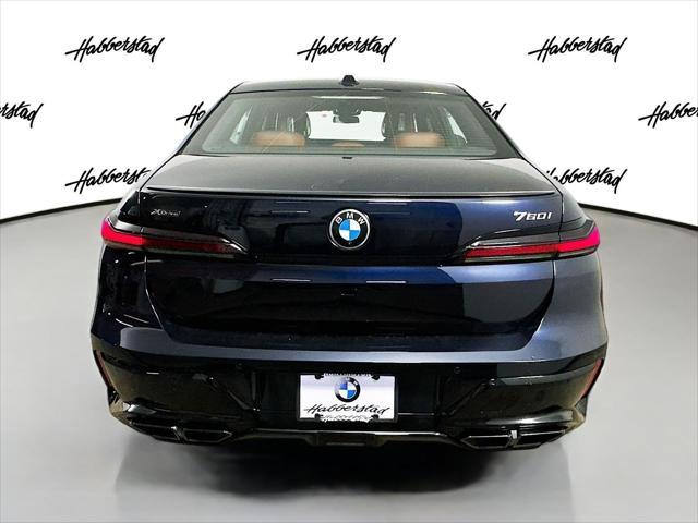 Photo of 2025 Carbon Black Metallic BMW 760
