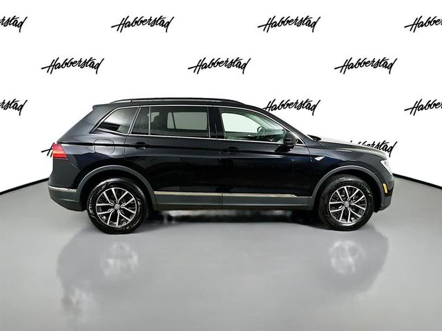 Photo of 2020 Deep Black Pearl Volkswagen Tiguan