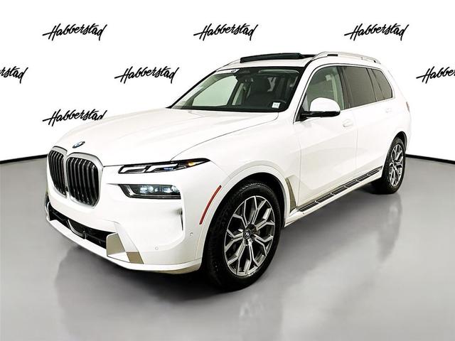 Photo of 2024 Alpine White BMW X7