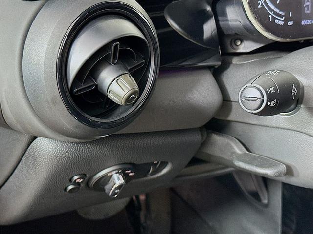 Photo of 2023 Chili Red MINI Convertible