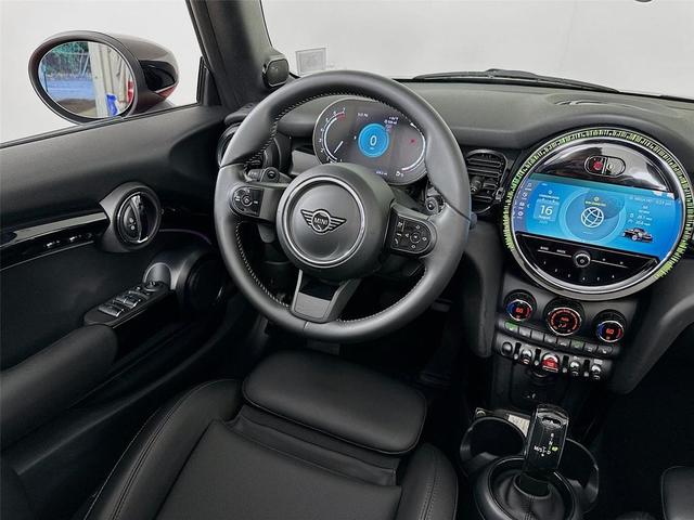 Photo of 2023 Chili Red MINI Convertible