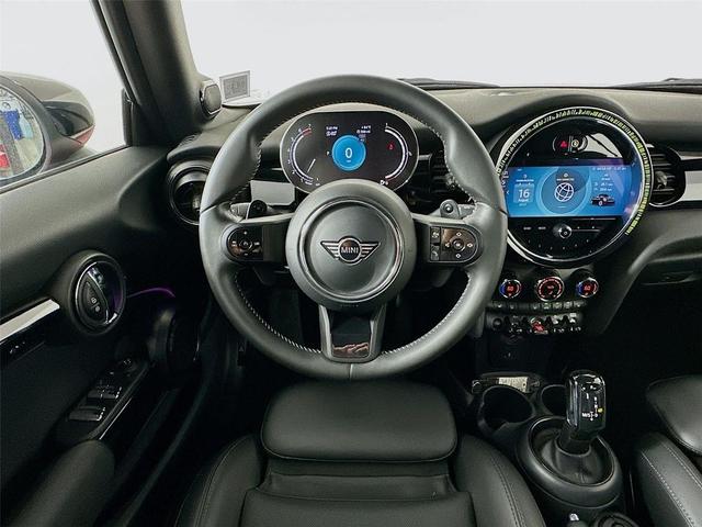 Photo of 2023 Chili Red MINI Convertible
