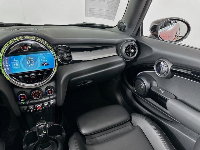 Photo of 2023 Chili Red MINI Convertible