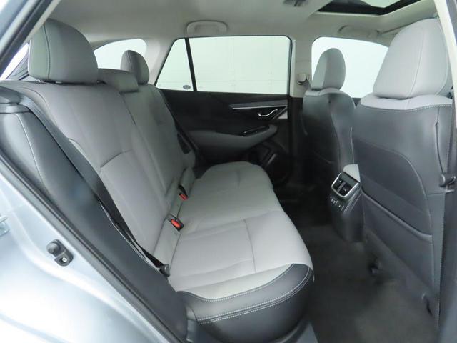 Photo of 2021 Ice Silver Metallic Subaru Outback