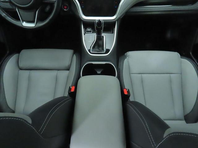 Photo of 2021 Ice Silver Metallic Subaru Outback