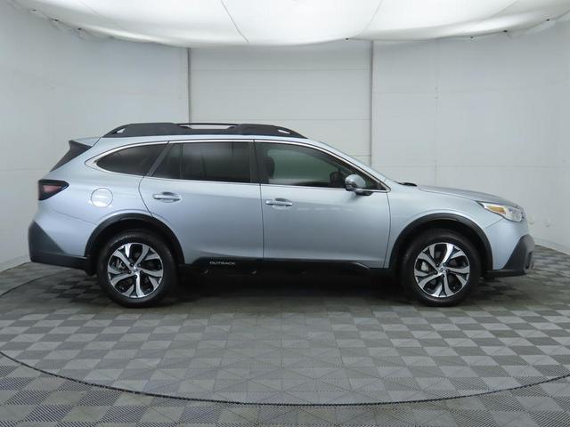 Photo of 2021 Ice Silver Metallic Subaru Outback
