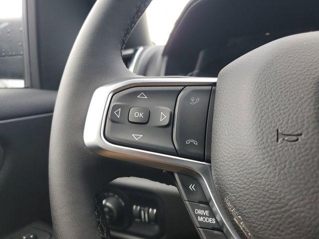 Photo of 2025 Diamond Black RAM 1500