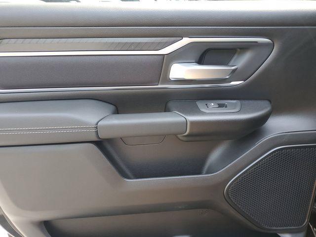 Photo of 2025 Diamond Black RAM 1500
