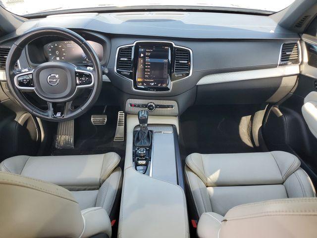 Photo of 2020 Onyx Black Metallic Volvo XC90