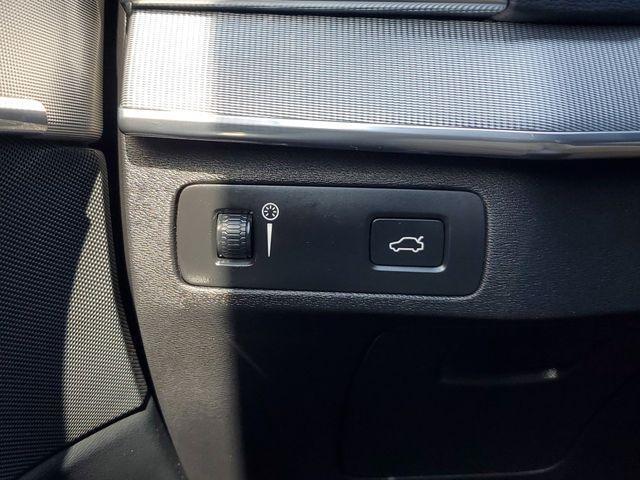 Photo of 2020 Onyx Black Metallic Volvo XC90