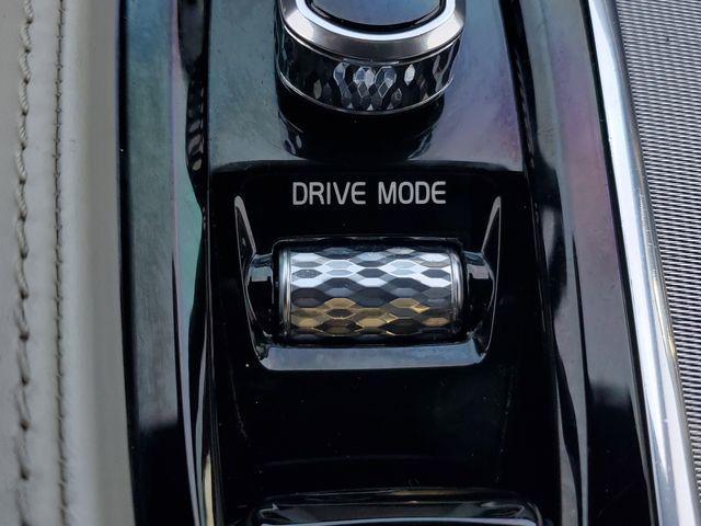 Photo of 2020 Onyx Black Metallic Volvo XC90