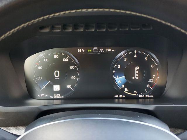 Photo of 2020 Onyx Black Metallic Volvo XC90