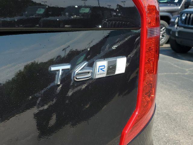 Photo of 2020 Onyx Black Metallic Volvo XC90