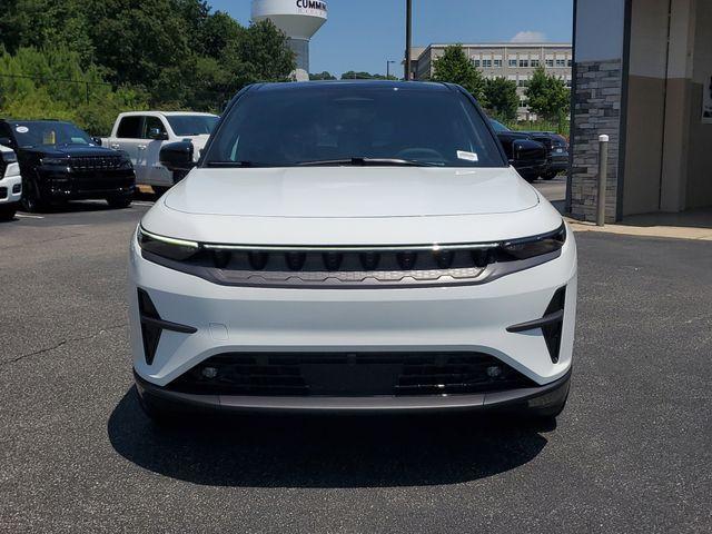 Photo of 2025 Bright White Clearcoat Jeep Wagoneer S