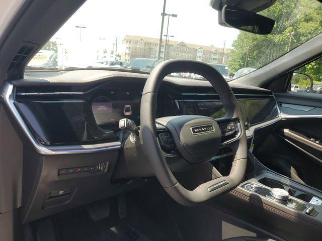 Photo of 2025 Bright White Clearcoat Jeep Wagoneer S